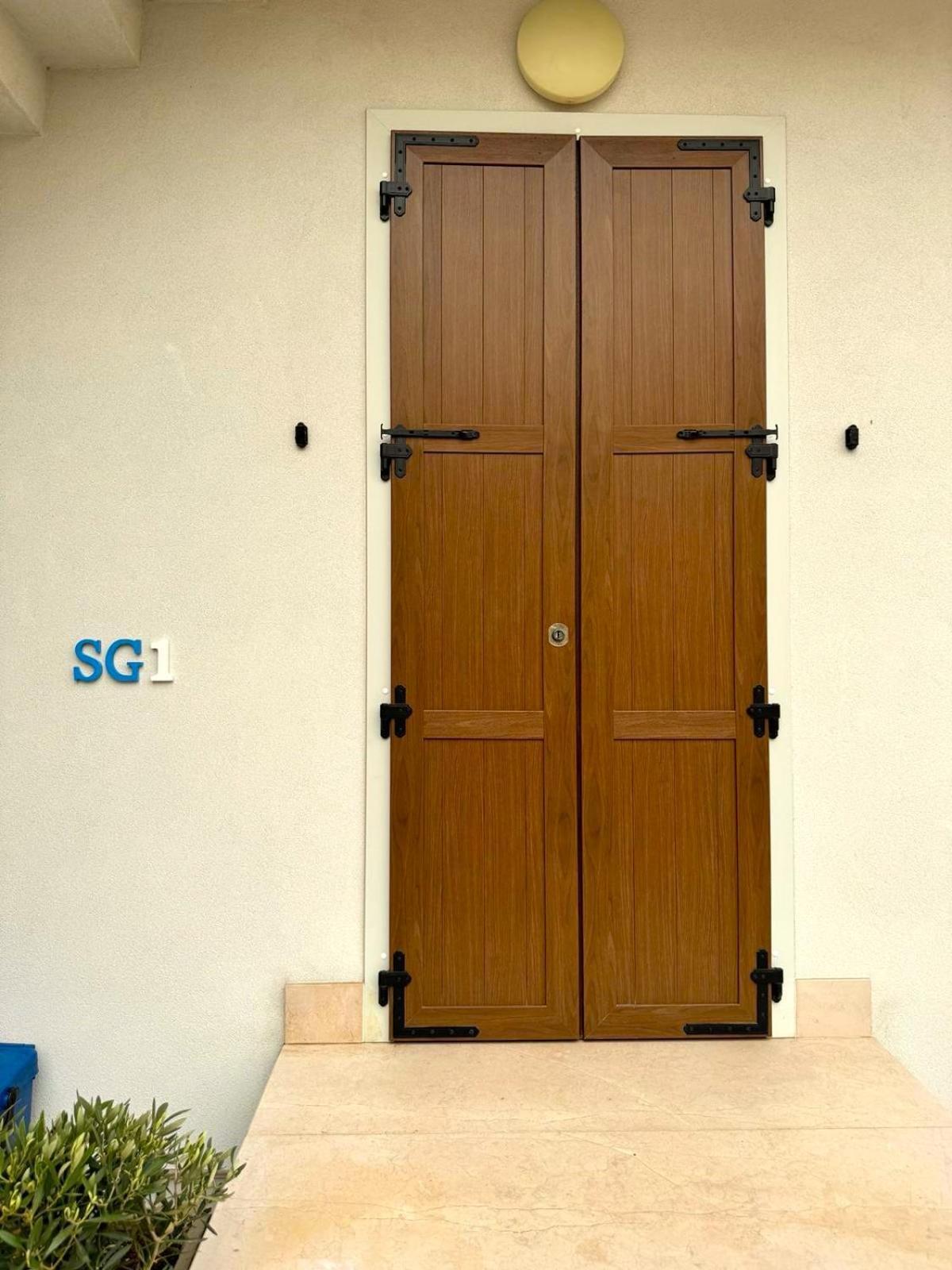 Sg Rooms - Casa Laura Peschiera del Garda Exteriör bild