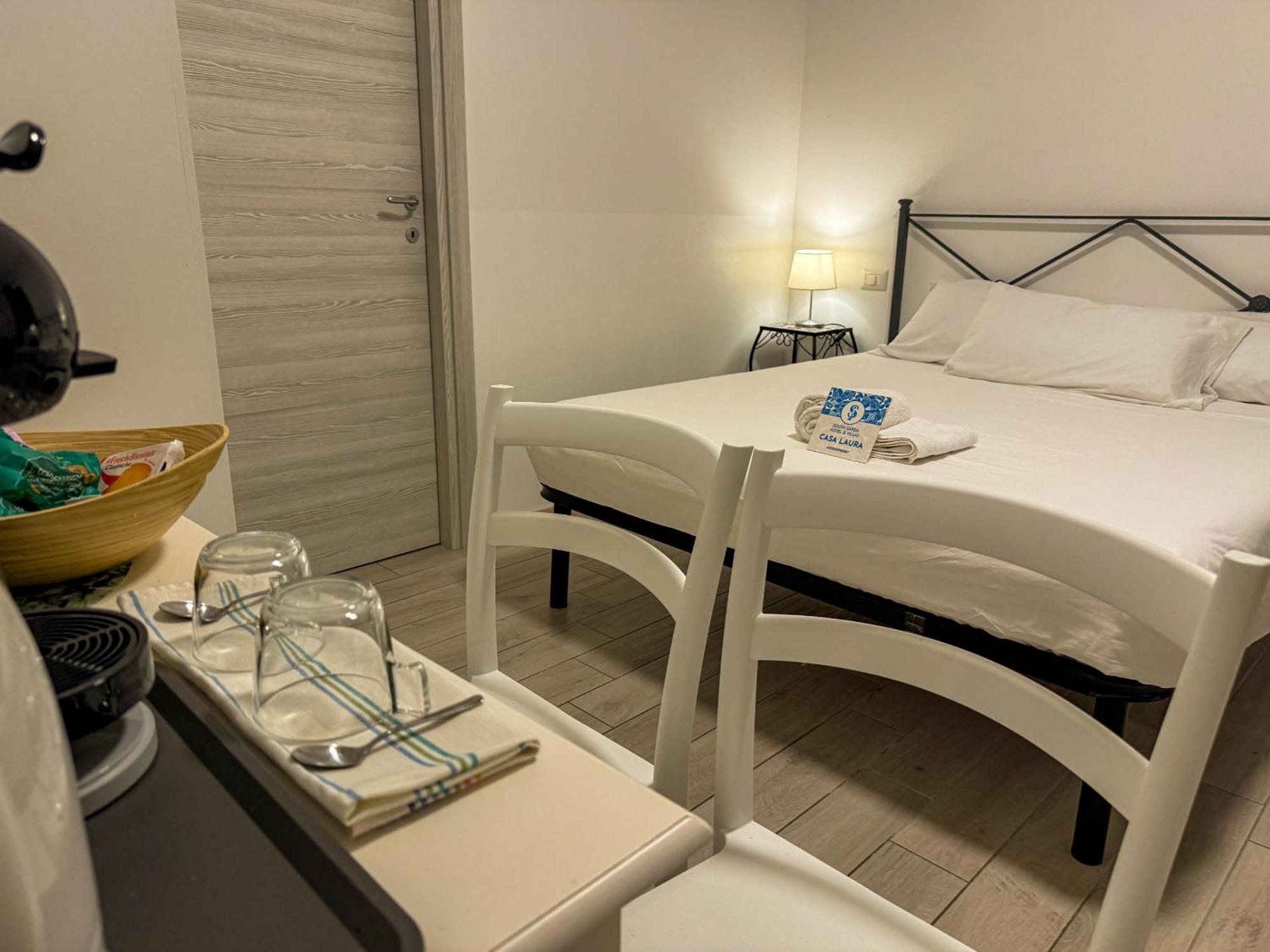 Sg Rooms - Casa Laura Peschiera del Garda Exteriör bild